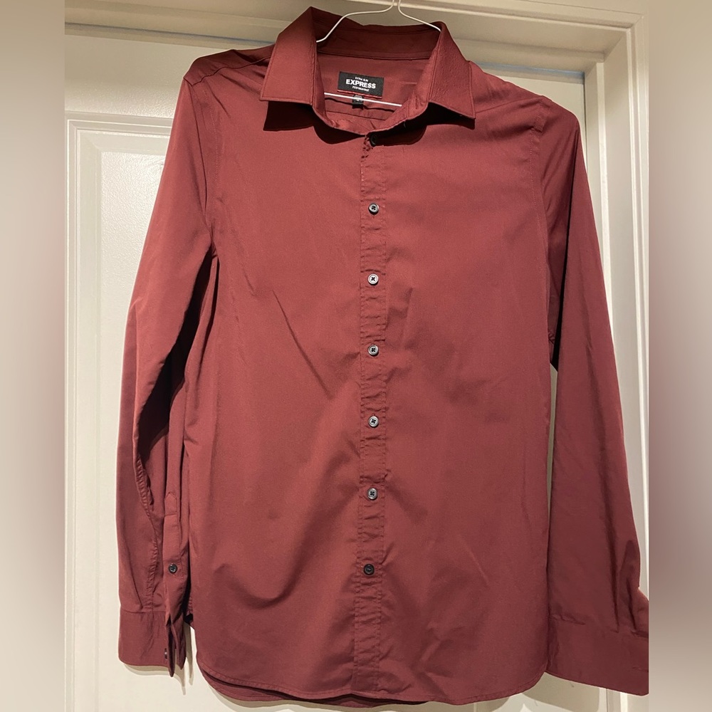 Express performance extra slim size M burgundy dress shirt